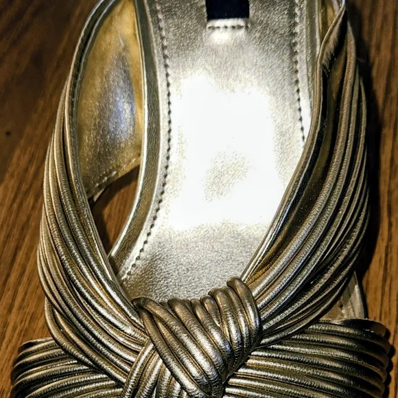 Nine West Gold Knotted Slingback Platform Heels - Picture 3 of 4